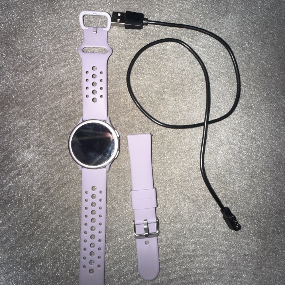 Lavender Smartwatch with Extra Strap - Picture 7 of 11